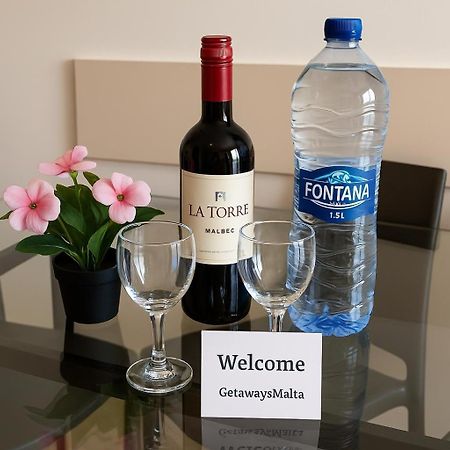 Seashells 2 Bedroom Apartment With Sunny Terrace With Stunning Sea Views - By Getawaysmalta St. Paul's Bay Ngoại thất bức ảnh