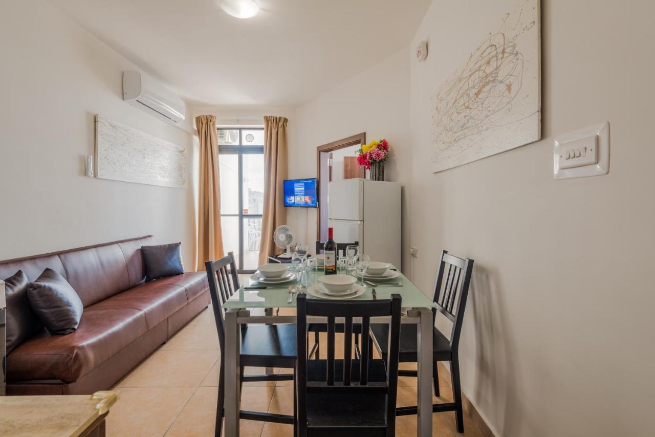 Seashells 2 Bedroom Apartment With Sunny Terrace With Stunning Sea Views - By Getawaysmalta St. Paul's Bay Ngoại thất bức ảnh