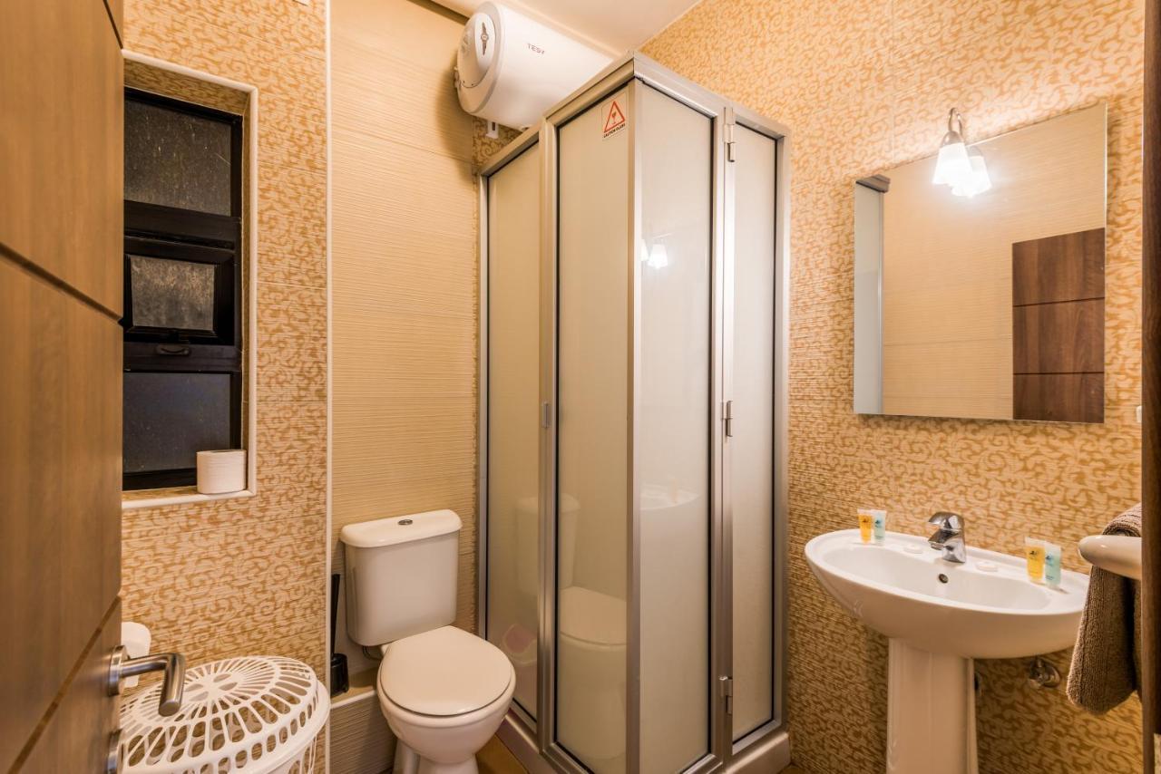 Seashells 2 Bedroom Apartment With Sunny Terrace With Stunning Sea Views - By Getawaysmalta St. Paul's Bay Ngoại thất bức ảnh